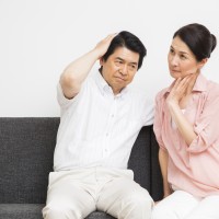 部分白髪の原因とは？「あれ？ こんな所にまとまった白髪が！」と気づいたら